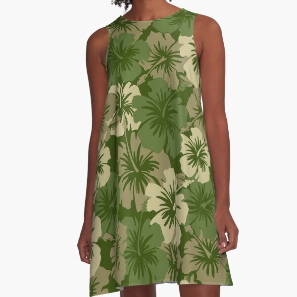 Vista previa del artículo con la obra «Camiseta con estampado de Aloha floral hawaiana Epic Hibiscus - Verde oliva», diseñado y vendido por DriveIndustries.