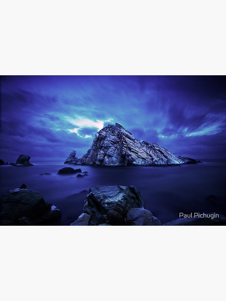 Sugar Loaf Rock by paulmp
