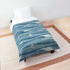 waves hills Comforter