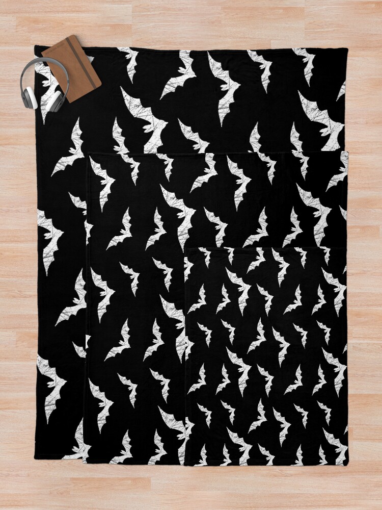 Alternate view of Bats Pattern Throw Blanket