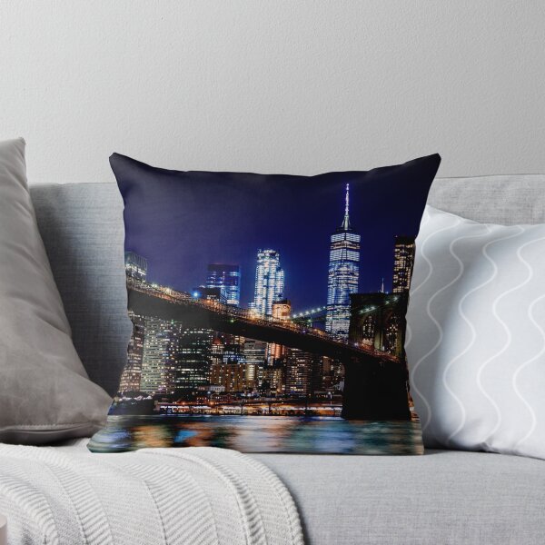 new york skyline manhattan Throw Pillow