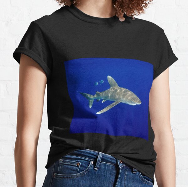 An Oceanic White Tip Shark Cruising in the Deep Blue Classic T-Shirt