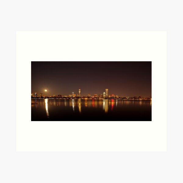 Aperçu de l'œuvre Full Pink Moon skyline créée et vendue par Owed To Nature.