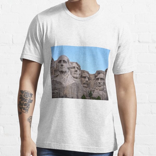 “Mount Rushmore National Memorial, South Dakota” T-shirt for Sale by