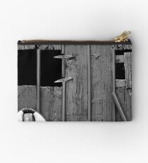 Old Barn Facade Studio Pouch