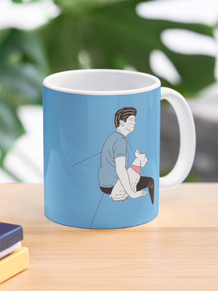 boy watching mug