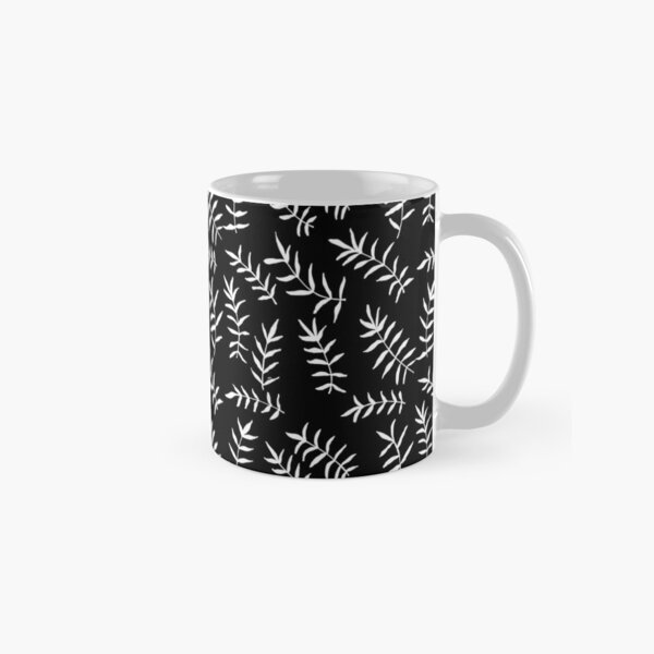 Simple Black and White Leaves Pattern 2 Classic Mug