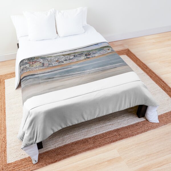 Lyme Regis Seafront, Dorset UK Comforter