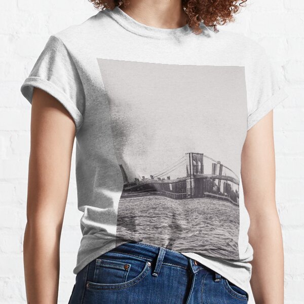 Brooklyn bridge, New York, black & white photo, NY fine art print, B&W city landscape Classic T-Shirt