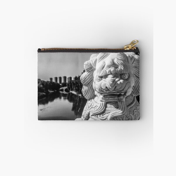 Artikelvorschau, Löwe entworfen und verkauft von Loyalty Road Photography.