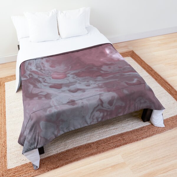 Contemporary Fluid Comforter