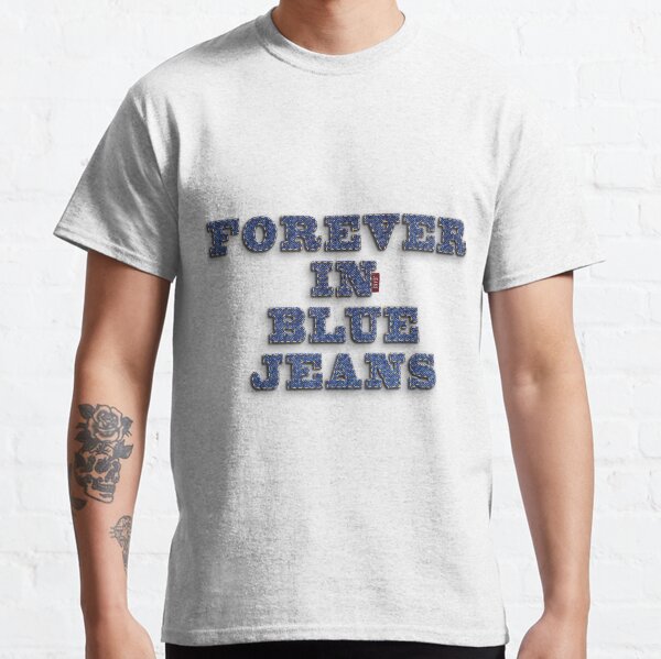 Toujours dans les jeans T-shirt classique