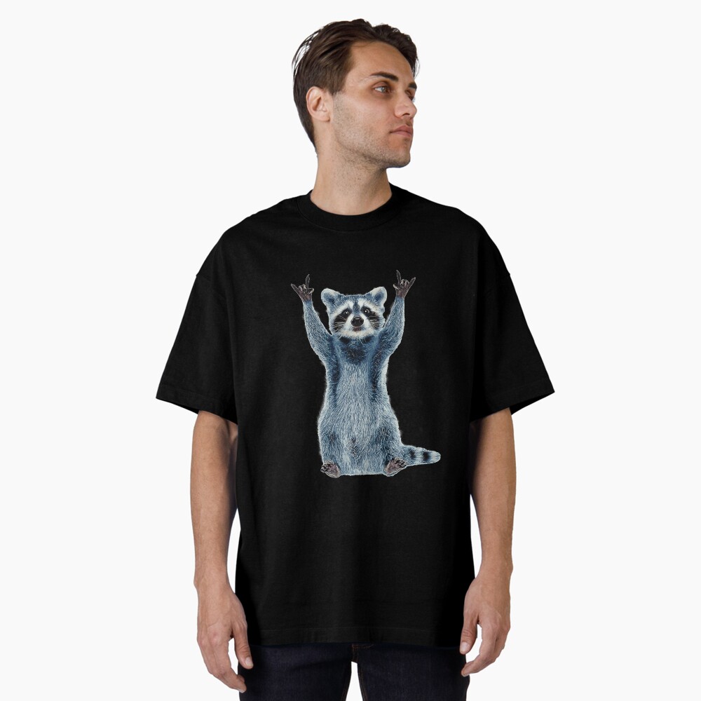 Vista previa del artículo con la obra «Camiseta holgada», diseñado y vendido por TeeARTHY.