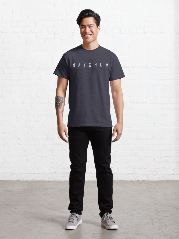 Aperçu 3 sur 7. T-shirt classique avec l'œuvre Space Sigil créée et vendue par NAYSHOW.
