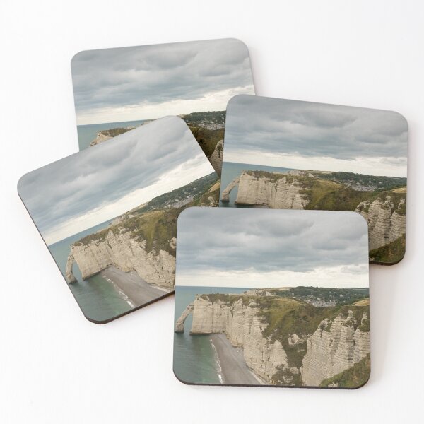 Aperçu de l'œuvre Les Falaises d'Etretat créée et vendue par DiFigianoPhoto.