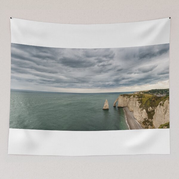 Aperçu de l'œuvre Panorama des Falaises d'Etretat créée et vendue par DiFigianoPhoto.