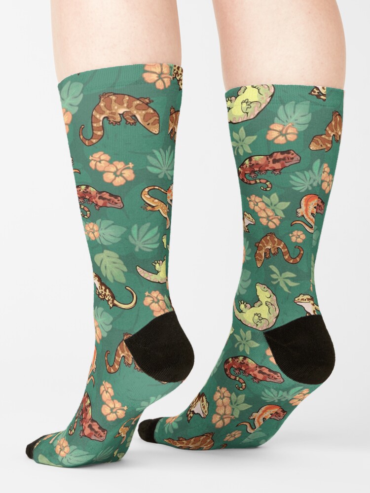 Alternate view of Gecko family in green Socks