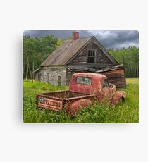 Old Abandoned Homestead and Truck Leinwanddruck