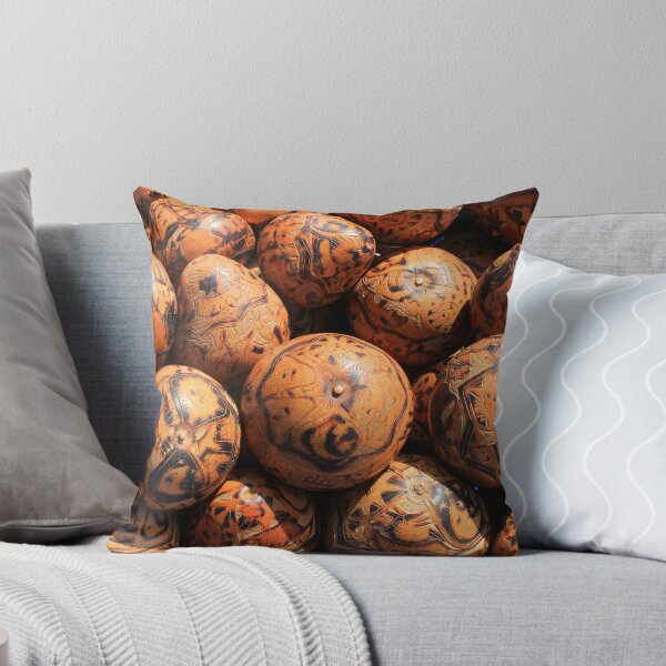 Aperçu de l'œuvre Ornate Carved Gourds créée et vendue par rhamm.