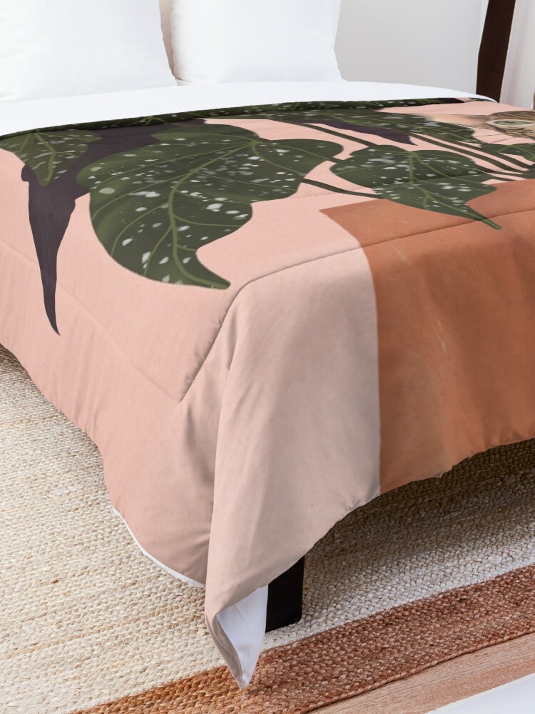 Alternate view of tiger at heart Comforter