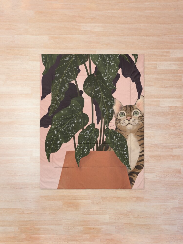 Alternate view of tiger at heart Comforter