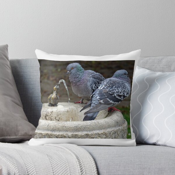 Artikelvorschau, How does that strange bird that? entworfen und verkauft von Arie Koene.