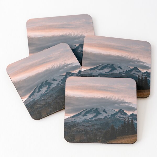 Aperçu de l'œuvre Mt. Rainier au coucher du soleil créée et vendue par Bryan Stuckey.
