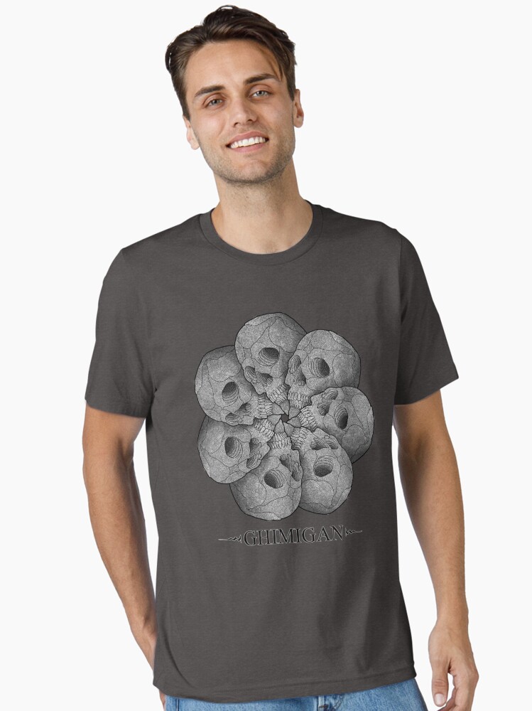 Thumbnail 1 von 7, Essential T-Shirt, Skulldala designt und verkauft von stefankheider.