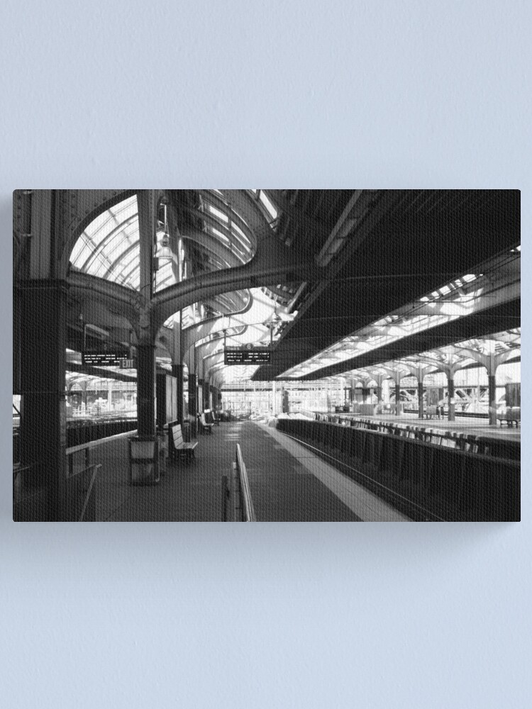 Thumbnail 1 von 3, Leinwanddruck, Track 6    designt und verkauft von Engine2.