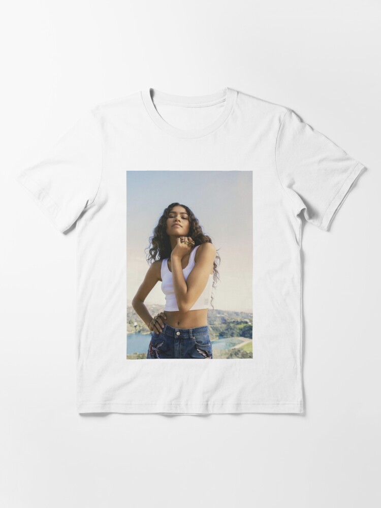 t shirt zendaya