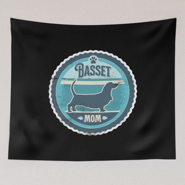 Artikelvorschau, Basset Mom - Distressed Basset Hound Silhouette Design entworfen und verkauft von DoggyStyles.