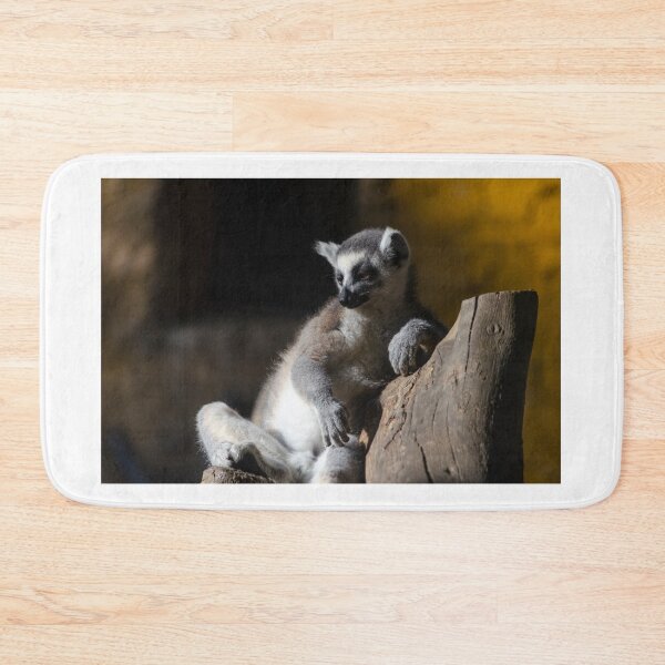 Item preview, lemur designed and sold by Danilagreca.