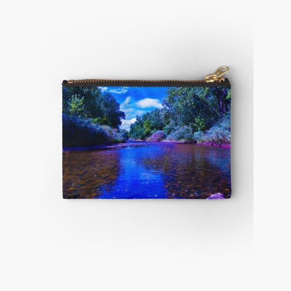 Aperçu de l'œuvre Purple Poudre créée et vendue par sneel913.