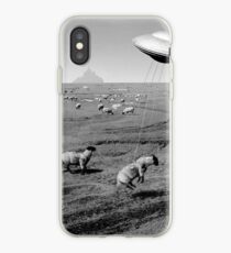 Night Flight iPhone-Hülle & Cover
