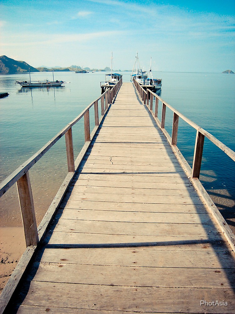 Step towards Komodo by PhotAsia