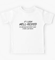 Camiseta para niños Si me veo bien descansado es porque no tuvimos un ataque anoche