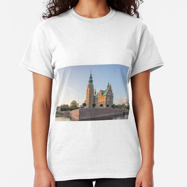 Sunset View of Rosenborg Castle Classic T-Shirt