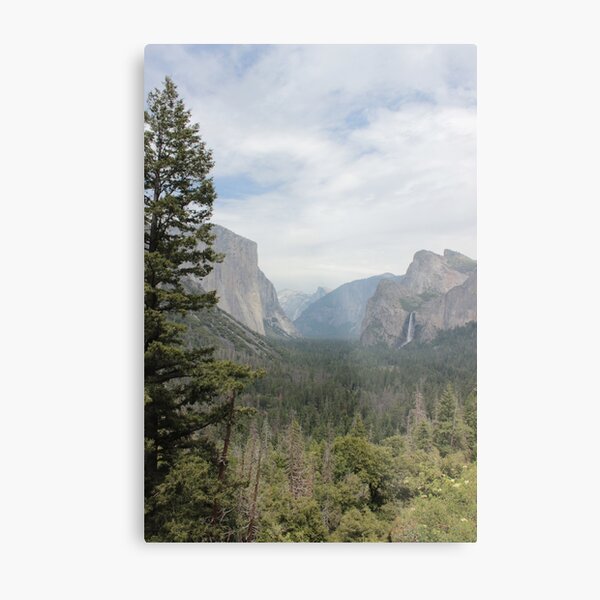 Ahwahnee Valley 2 Metal Print