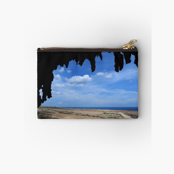 Aperçu de l'œuvre Fenêtre de stalactite aux Caraïbes créée et vendue par StampCity.