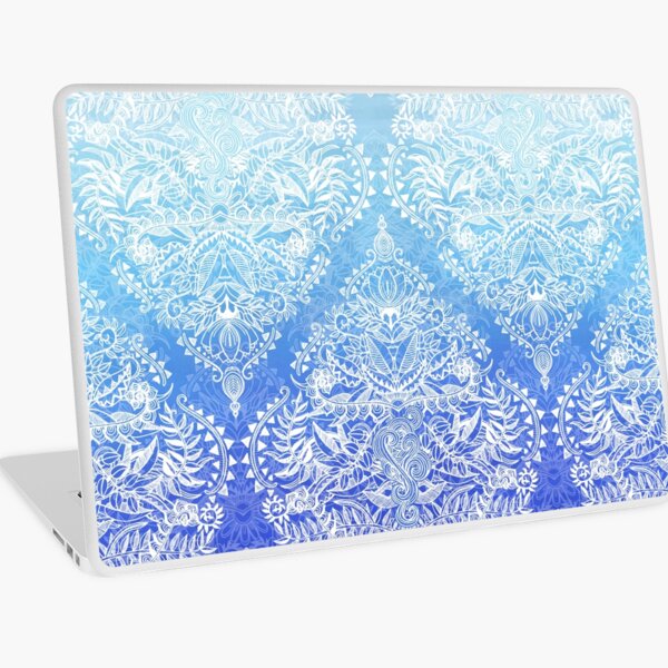 Aperçu de l'œuvre Out of the Blue - White Lace Doodle en Ombre Aqua et Cobalt créée et vendue par micklyn.