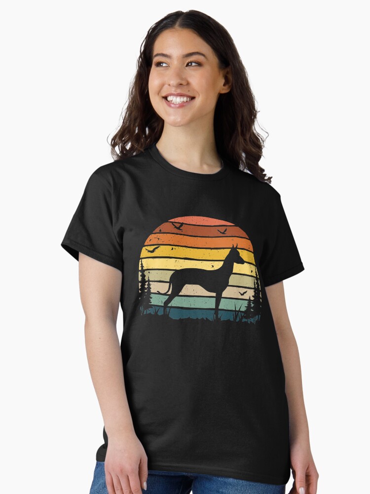 Imagen 2 de 7, Camiseta clásica con la obra Xolo Dog Retro Vintage , diseñada y vendida por rafaeltto.
