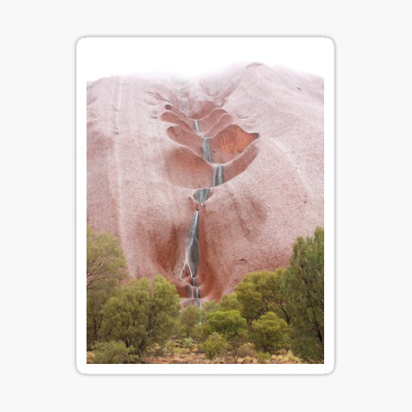 Artikel-Vorschau von Kaskadierende Wasserfälle am Uluru., designt und verkauft von RankAmateur.