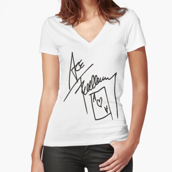 ACE signature black paint Fitted V-Neck T-Shirt