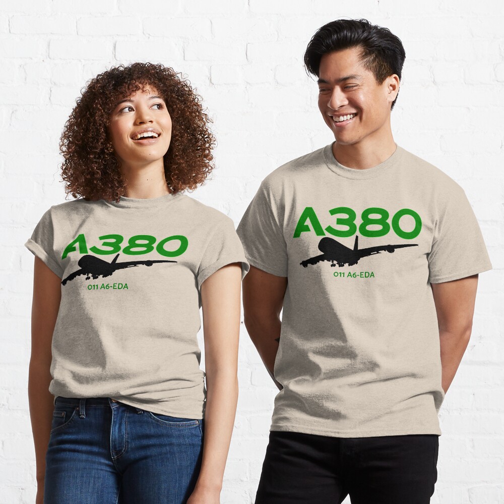 Airbus A380 011 A6-EDA (Black) Classic T-Shirt