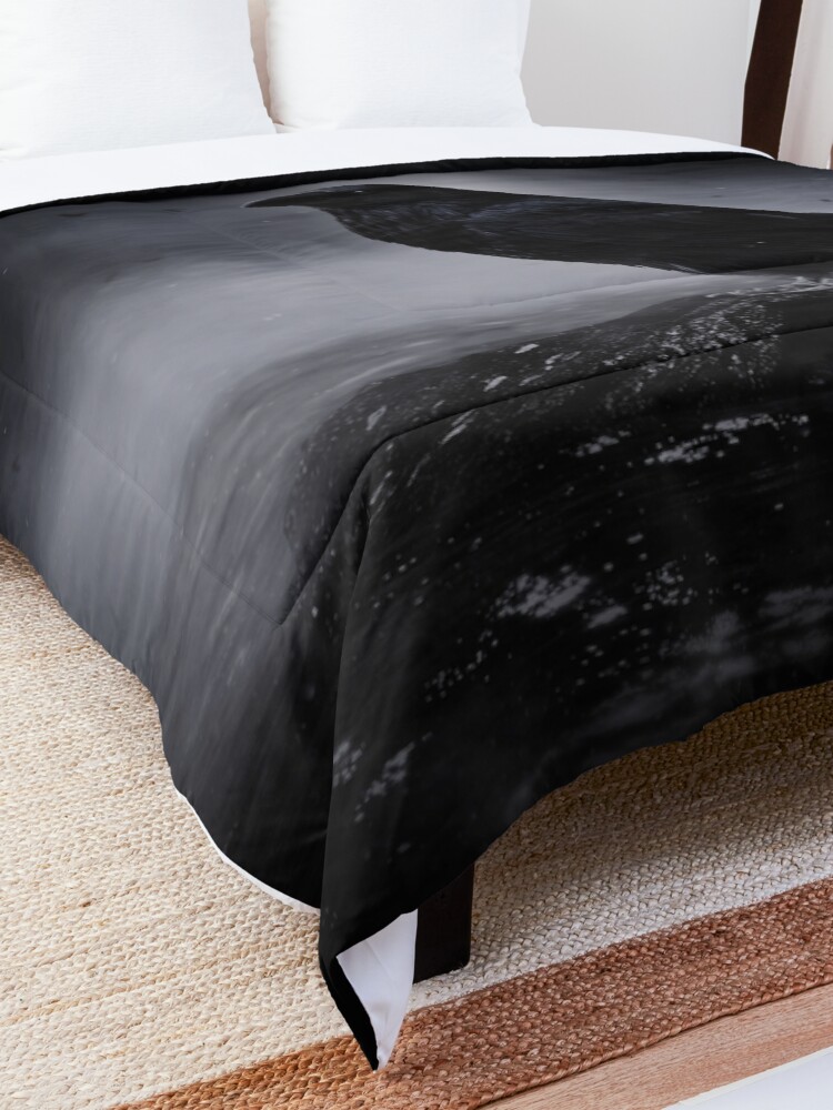 Alternate view of Raven in the fog Comforter