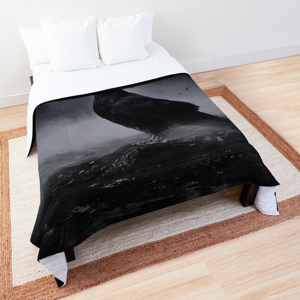 Raven in the fog Comforter