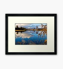 Wise Een tarn Framed Print