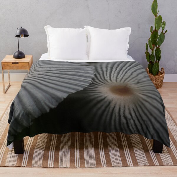 Item preview, Under cover designed and sold by cuprum.