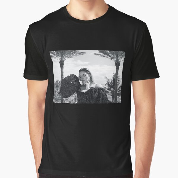 KAROL G Camiseta gráfica