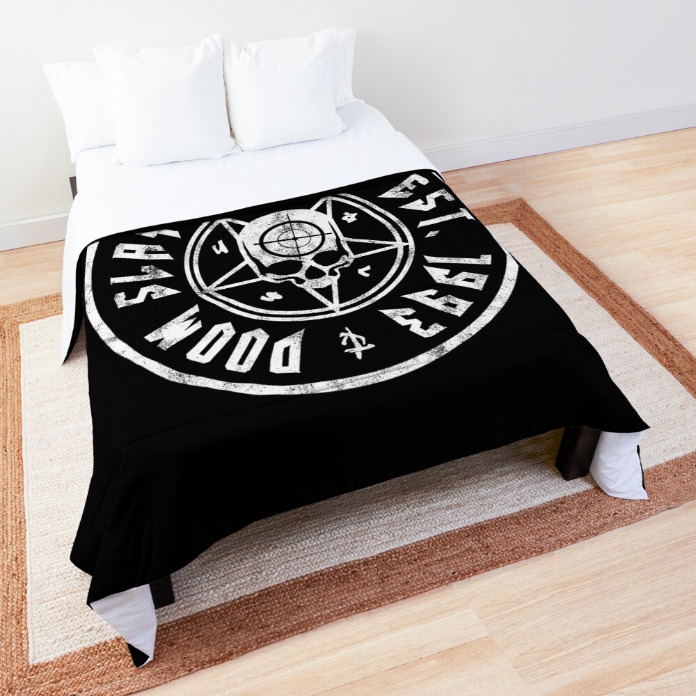 Doom Slayers Club | Doom Eternal Emblem | White Print Comforter